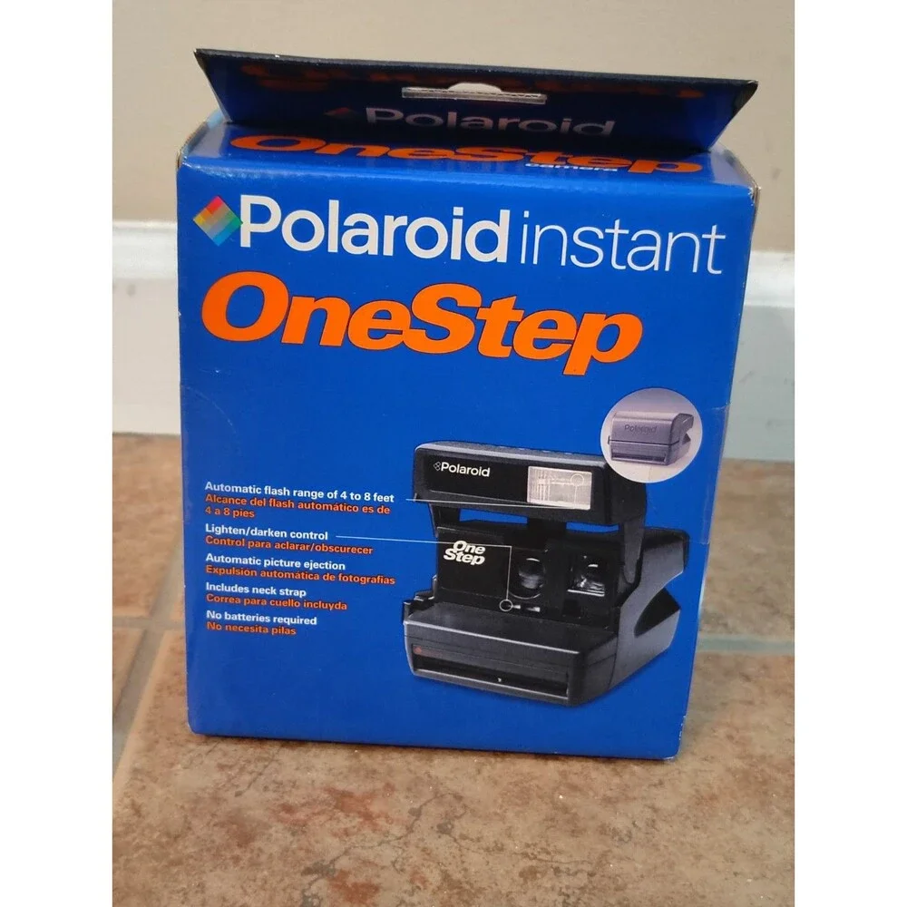 New Vintage POLAROID One Step Instant 600  Camera  Sealed Collector